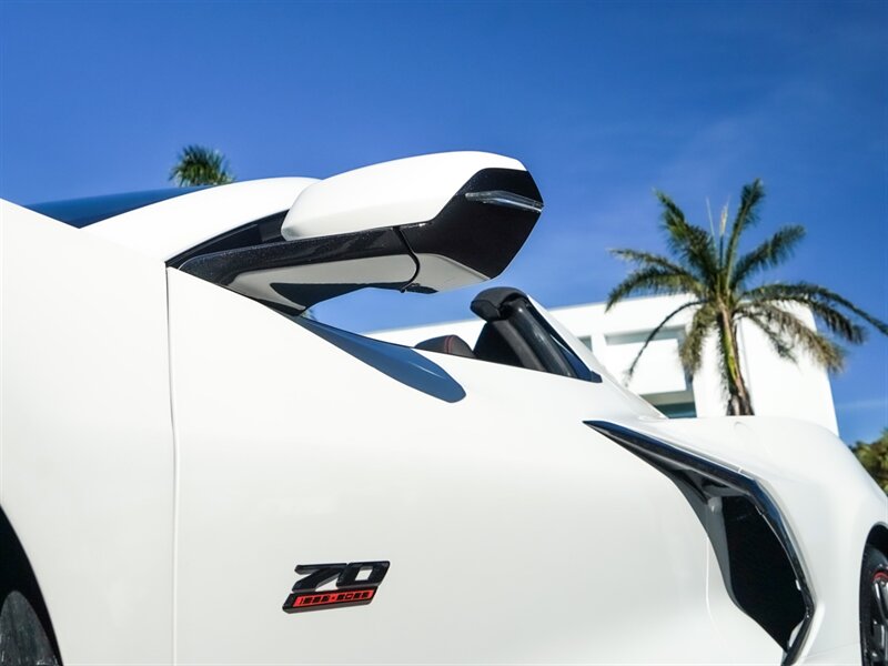 2023 Chevrolet Corvette Stingray 70th Anniversary - Photo 10 - Bonita Springs, FL 34134
