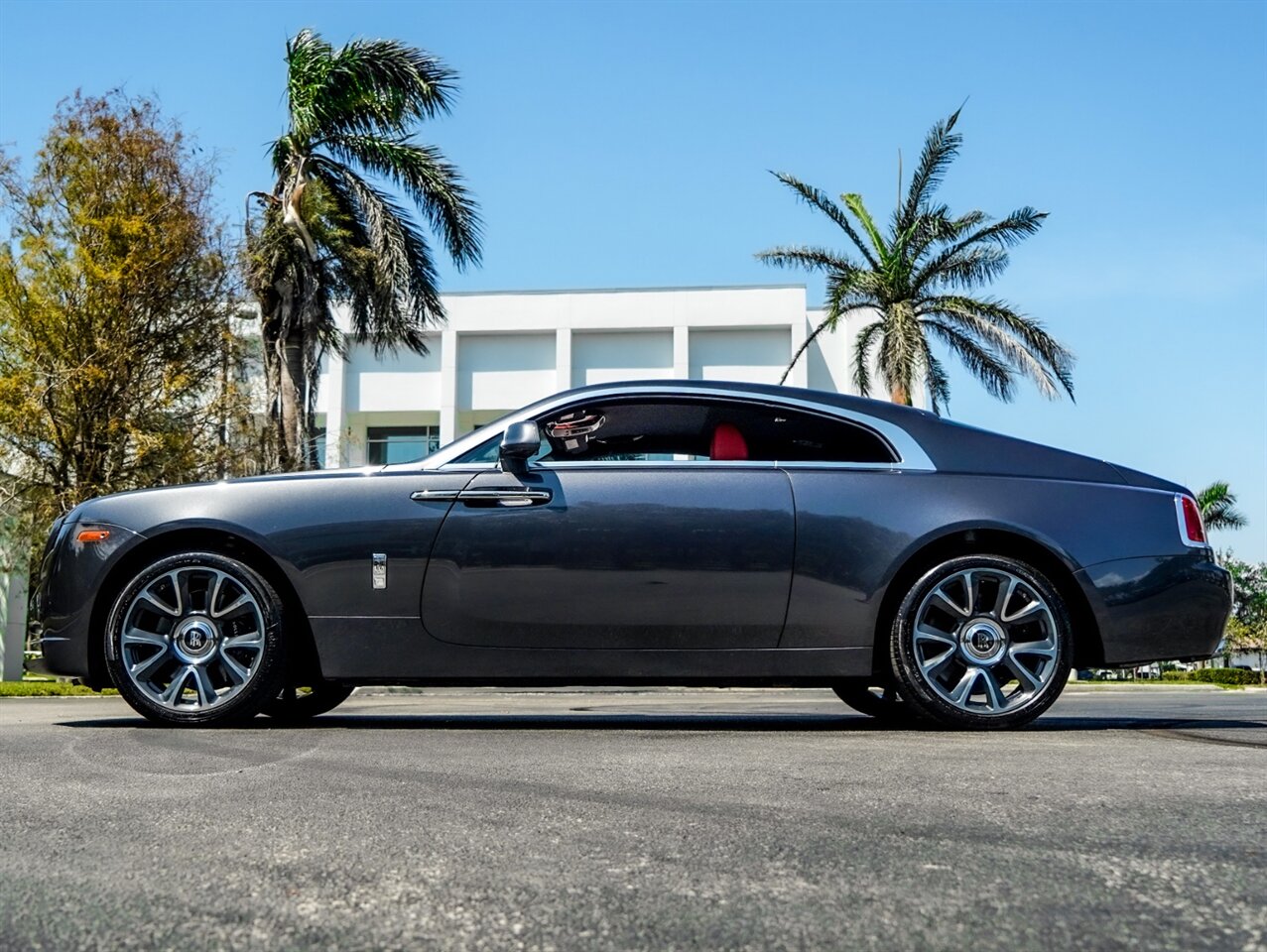 2019 Rolls-Royce Wraith   - Photo 38 - Bonita Springs, FL 34134