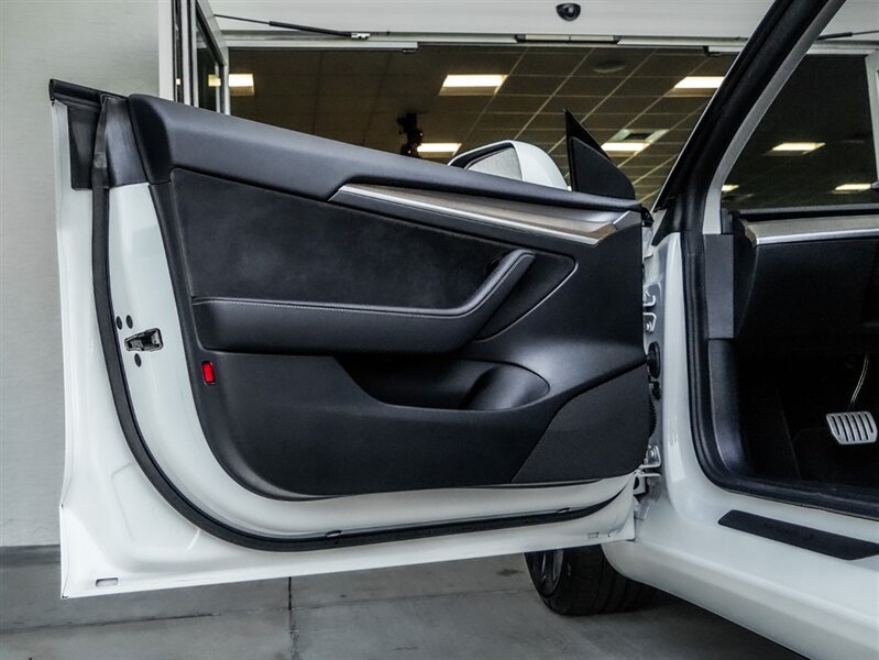 2021 Tesla Model 3 Performance - Photo 21 - Bonita Springs, FL 34134