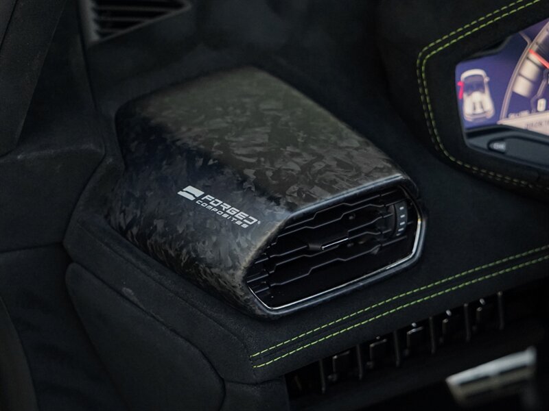 2019 Lamborghini Huracan LP 640-4 Performante   - Photo 26 - Bonita Springs, FL 34134