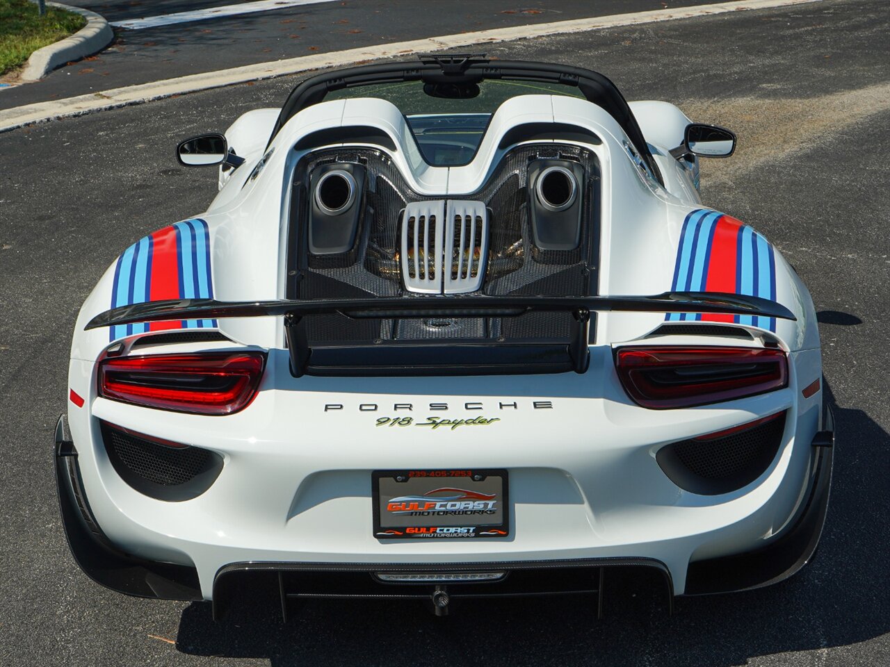 2015 Porsche 918 Spyder   - Photo 39 - Bonita Springs, FL 34134