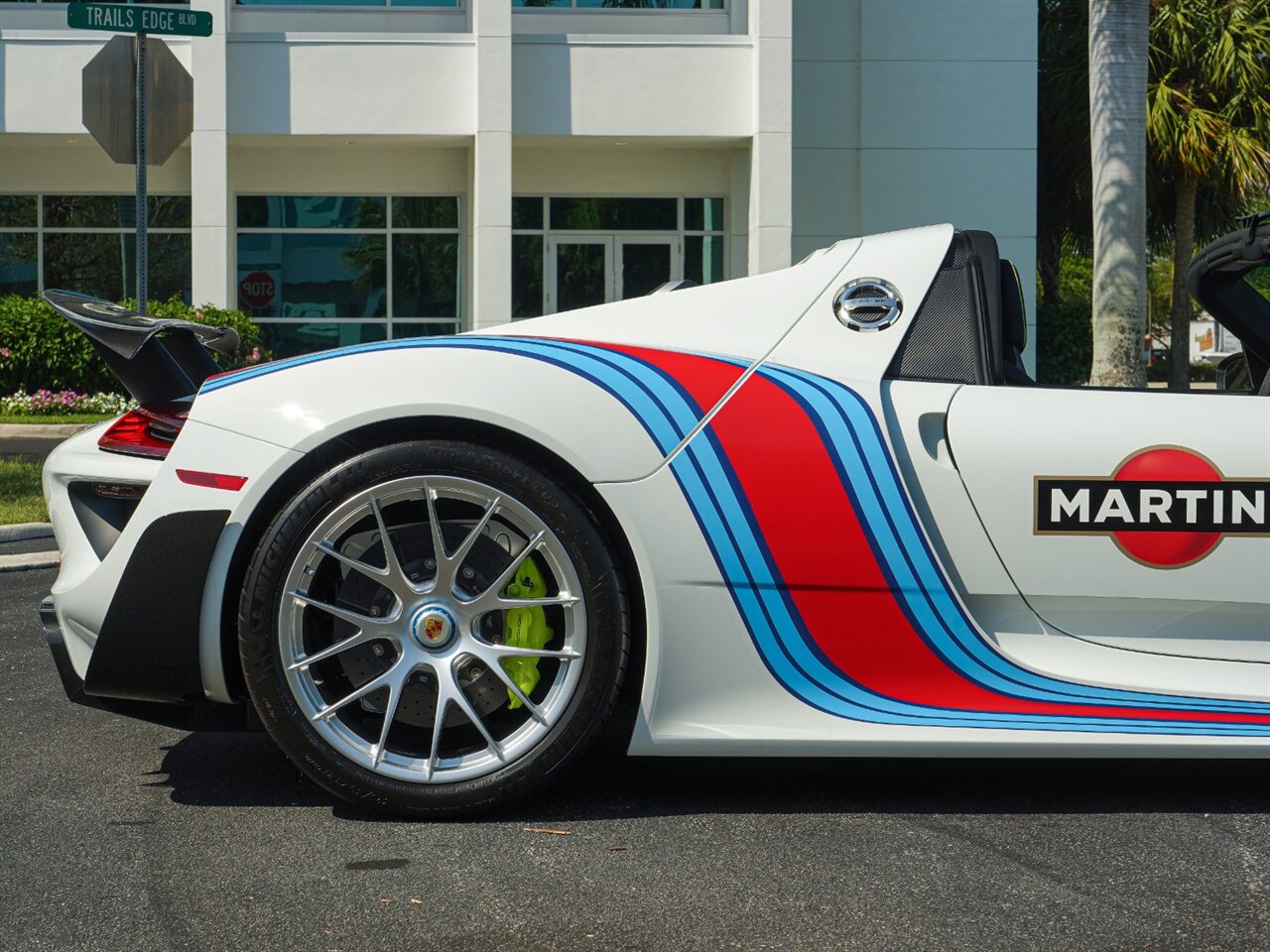 2015 Porsche 918 Spyder   - Photo 32 - Bonita Springs, FL 34134