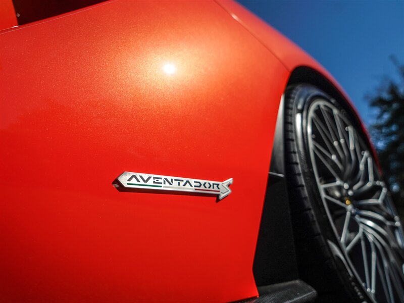 2018 Lamborghini Aventador LP 740-4 S - Photo 7 - Bonita Springs, FL 34134