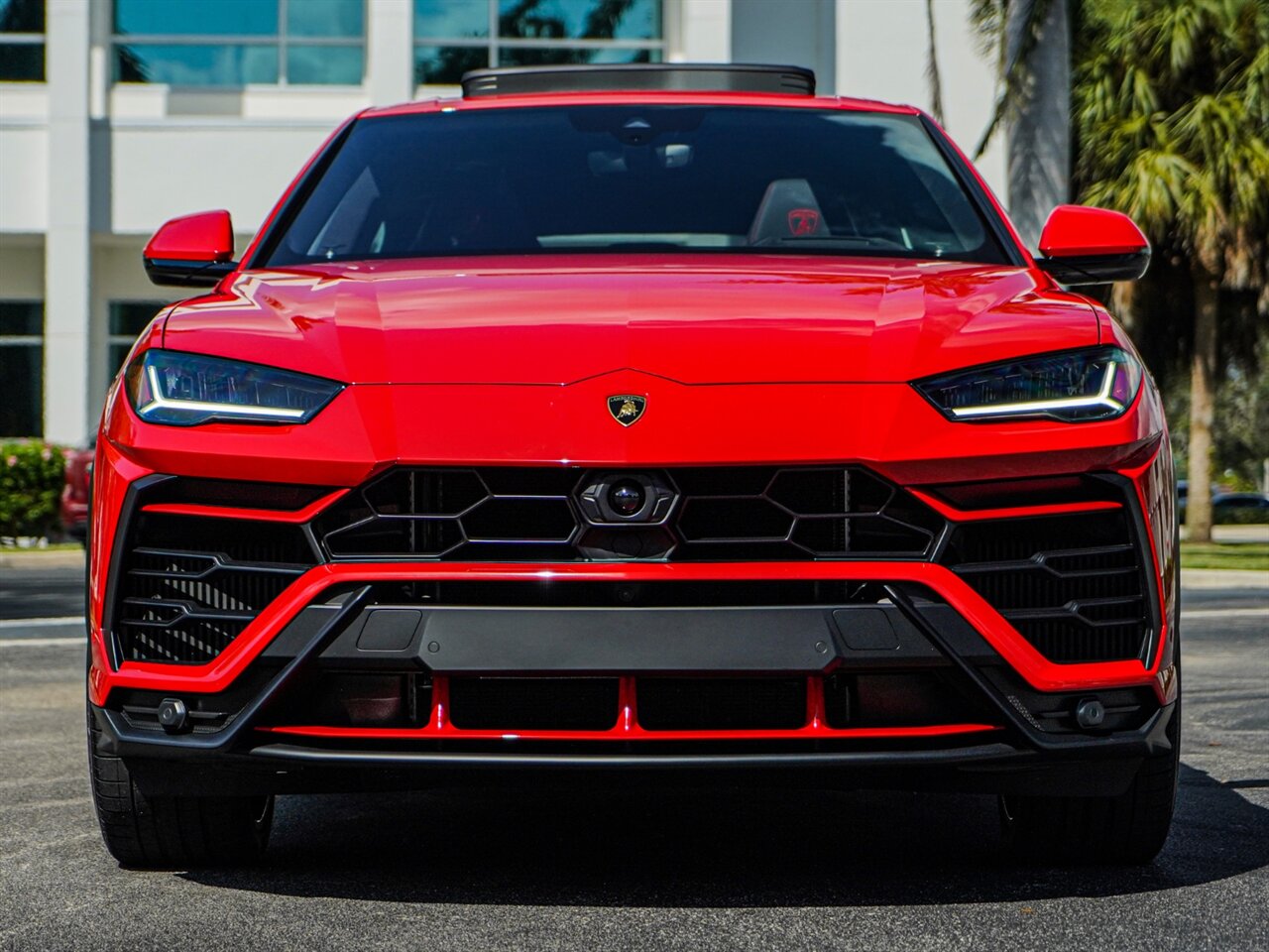 2019 Lamborghini Urus   - Photo 5 - Bonita Springs, FL 34134