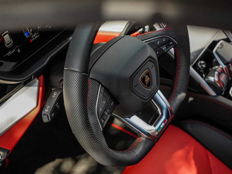 2019 Lamborghini Urus - Photo 30 - Bonita Springs, FL 34134