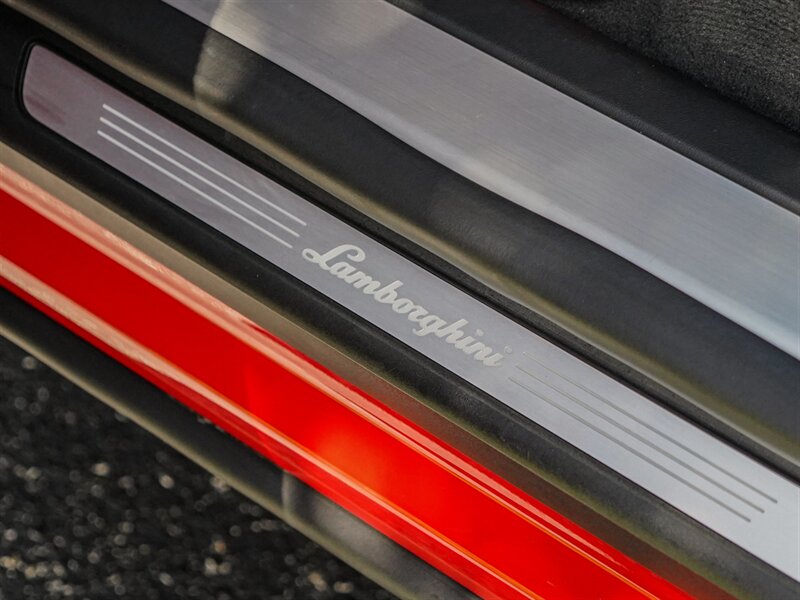 2019 Lamborghini Urus - Photo 23 - Bonita Springs, FL 34134