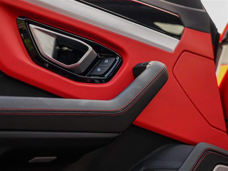 2019 Lamborghini Urus - Photo 21 - Bonita Springs, FL 34134