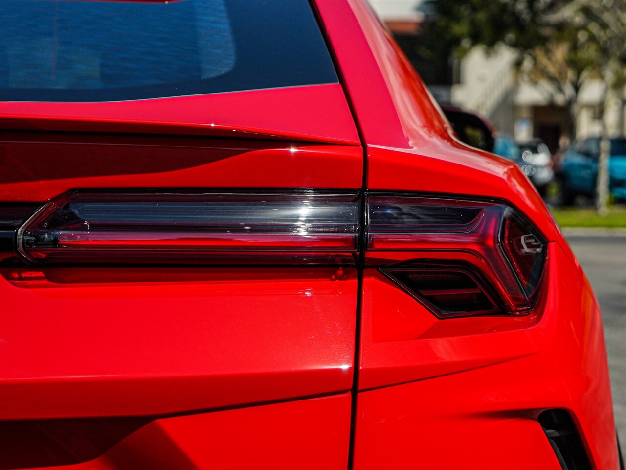 2019 Lamborghini Urus   - Photo 60 - Bonita Springs, FL 34134