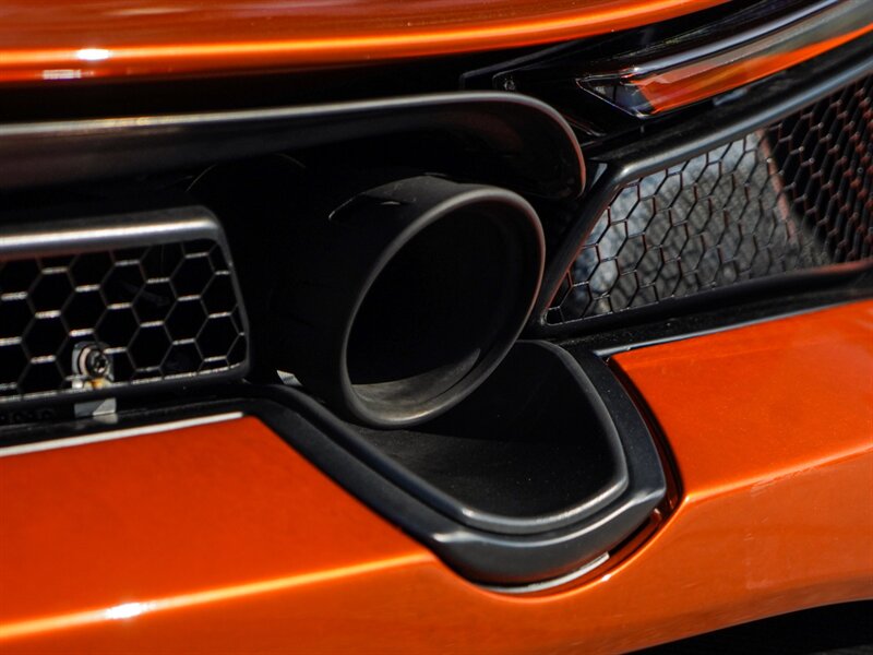2018 McLaren 720S Luxury - Photo 54 - Bonita Springs, FL 34134