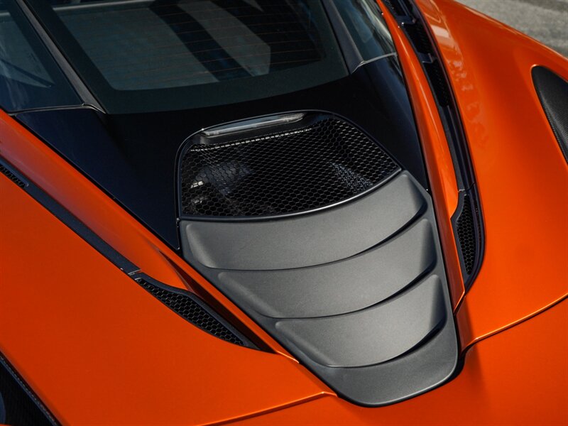 2018 McLaren 720S Luxury - Photo 56 - Bonita Springs, FL 34134