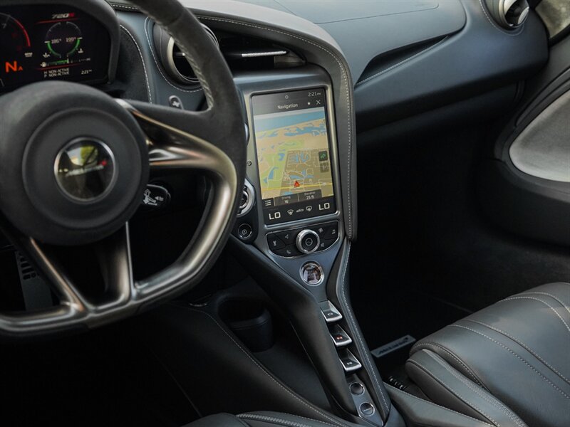 2018 McLaren 720S Luxury - Photo 20 - Bonita Springs, FL 34134