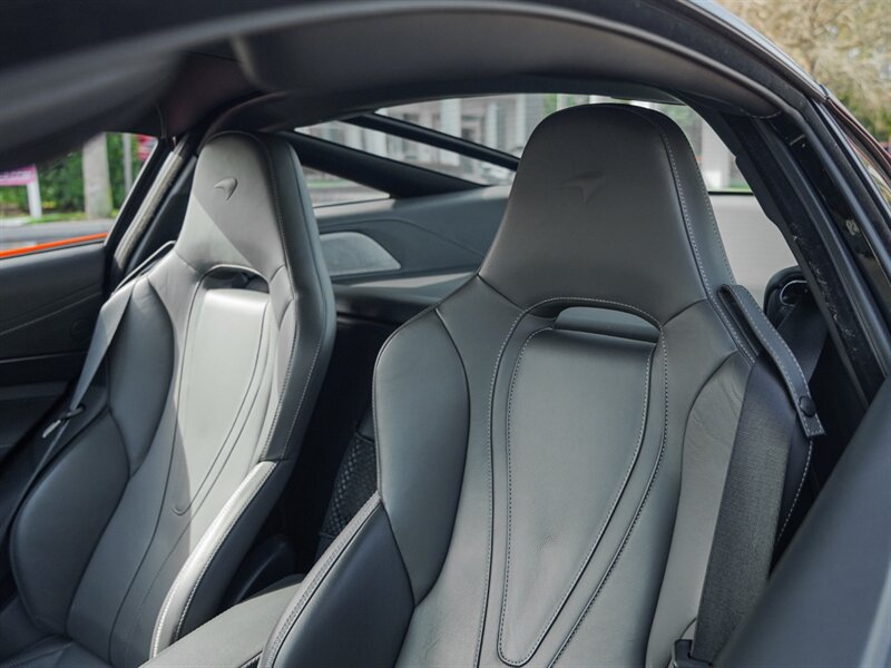 2018 McLaren 720S Luxury - Photo 12 - Bonita Springs, FL 34134