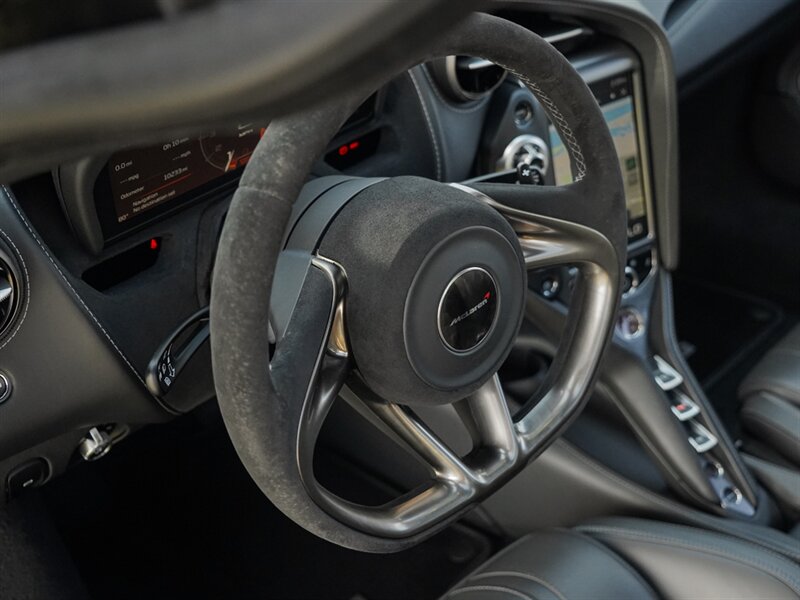 2018 McLaren 720S Luxury - Photo 18 - Bonita Springs, FL 34134