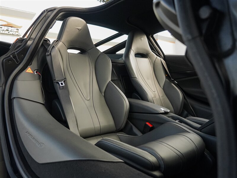 2018 McLaren 720S Luxury - Photo 31 - Bonita Springs, FL 34134