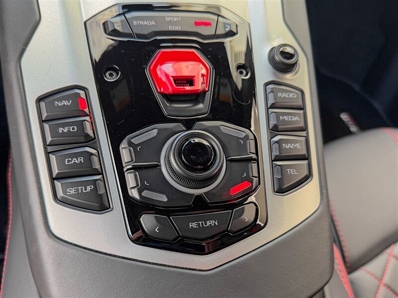 2017 Lamborghini Aventador LP 740-4 S   - Photo 24 - Bonita Springs, FL 34134