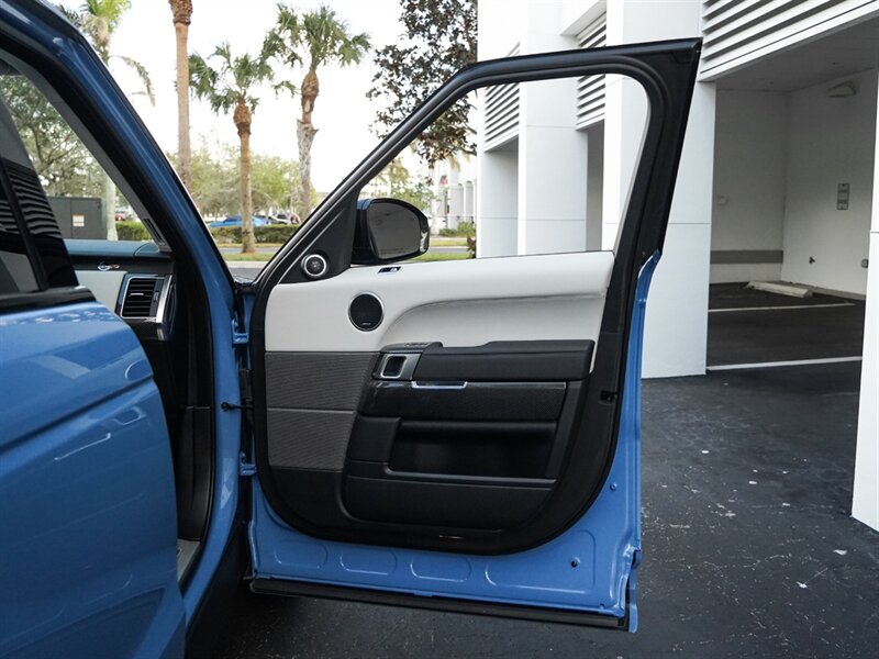 2022 Land Rover Range Rover Sport SVR Ultimate Edition - Photo 45 - Bonita Springs, FL 34134