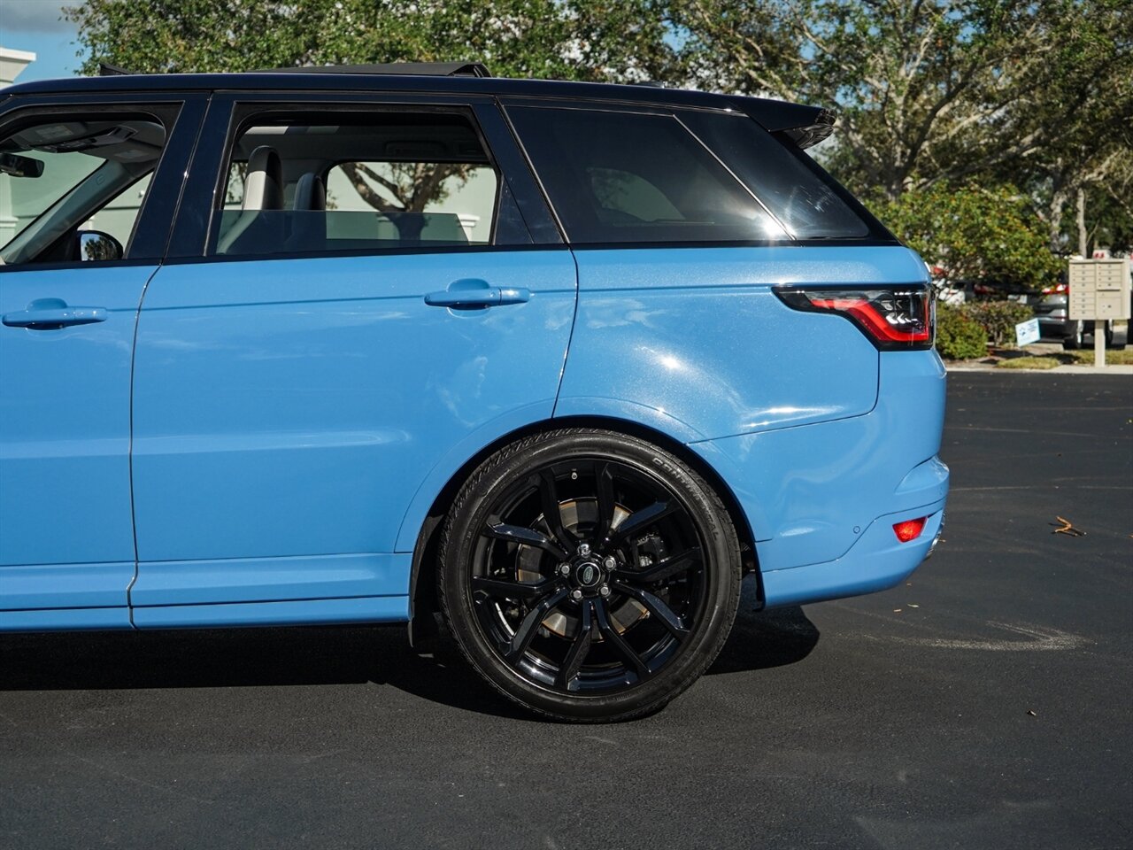 2022 Land Rover Range Rover Sport SVR  Ultimate Edition - Photo 55 - Bonita Springs, FL 34134