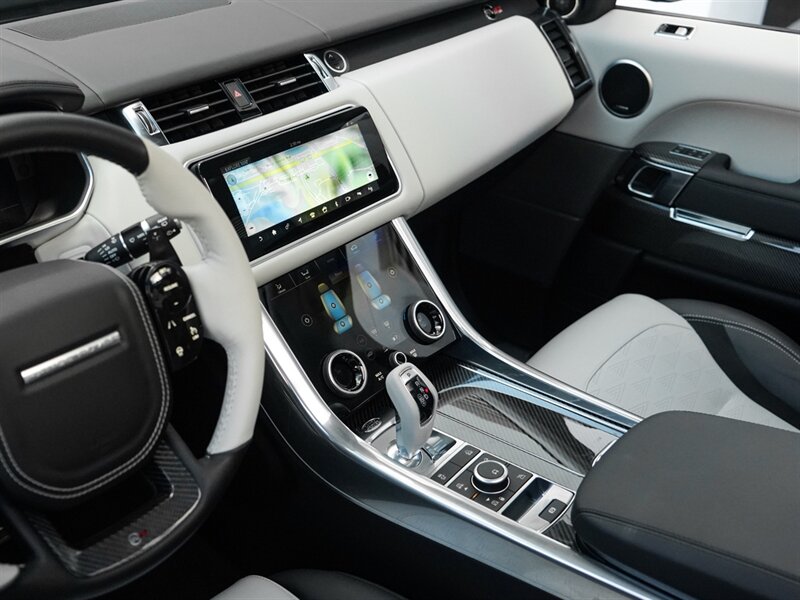 2022 Land Rover Range Rover Sport SVR Ultimate Edition - Photo 17 - Bonita Springs, FL 34134