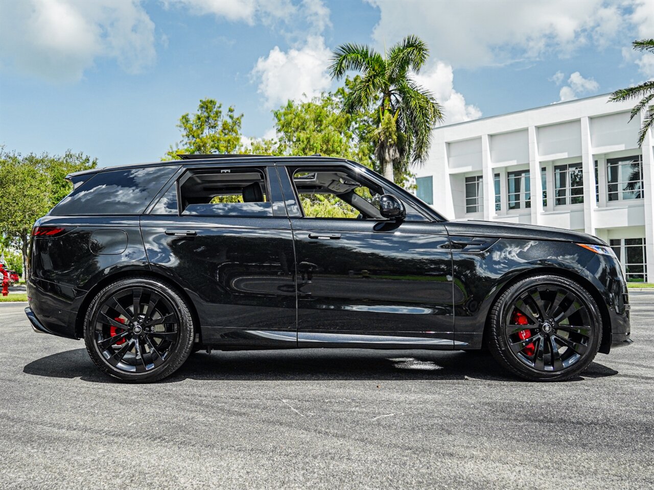 2023 Land Rover Range Rover Sport P530 First Edition   - Photo 68 - Bonita Springs, FL 34134