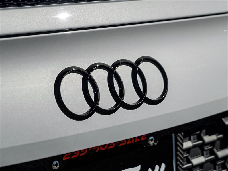 2020 Audi R8 5.2 quattro V10 perf   - Photo 61 - Bonita Springs, FL 34134