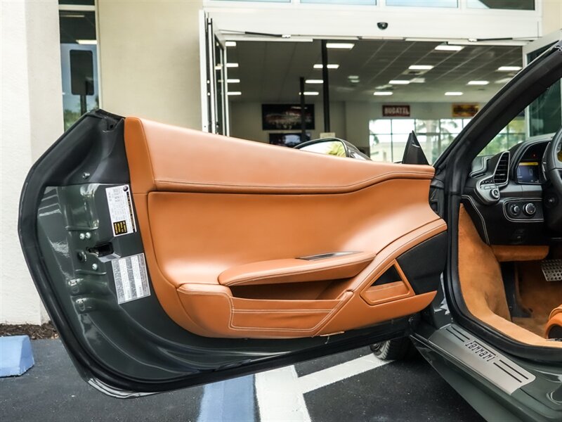 2014 Ferrari 458 Spider - Photo 19 - Bonita Springs, FL 34134