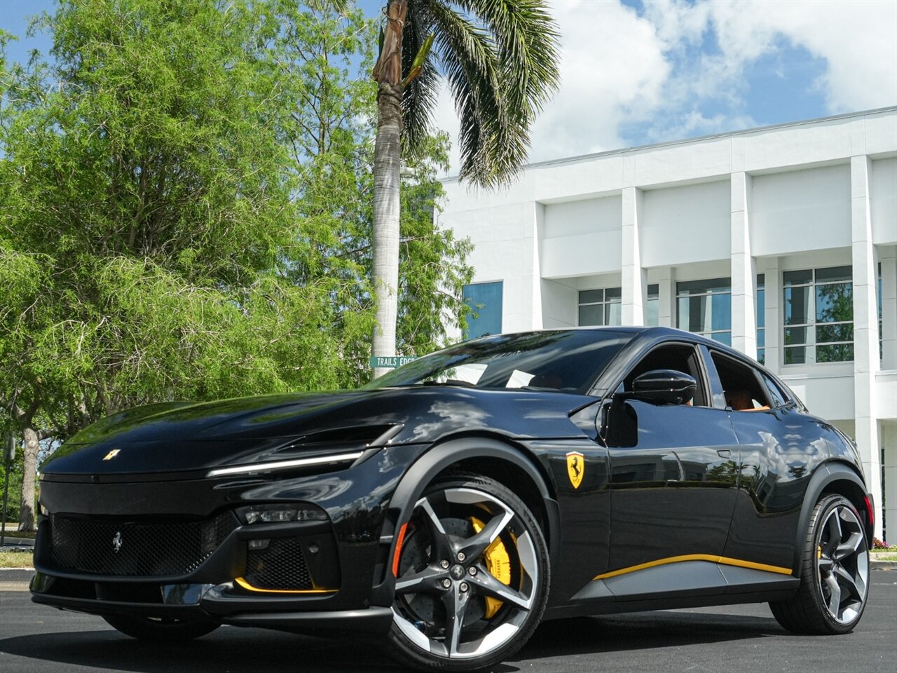 2024 Ferrari Purosangue   - Photo 10 - Bonita Springs, FL 34134
