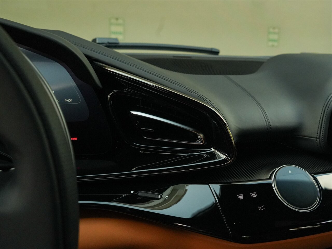 2024 Ferrari Purosangue   - Photo 14 - Bonita Springs, FL 34134