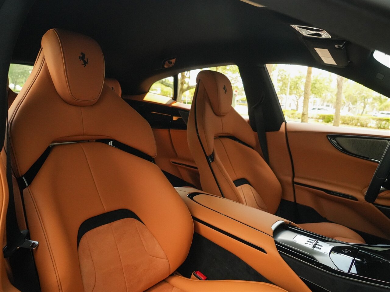 2024 Ferrari Purosangue   - Photo 44 - Bonita Springs, FL 34134