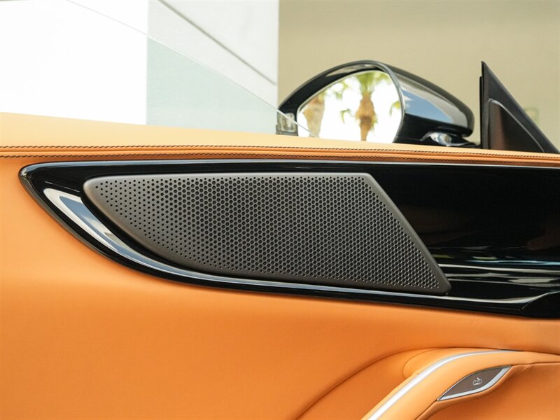 2024 Ferrari Purosangue - Photo 28 - Bonita Springs, FL 34134