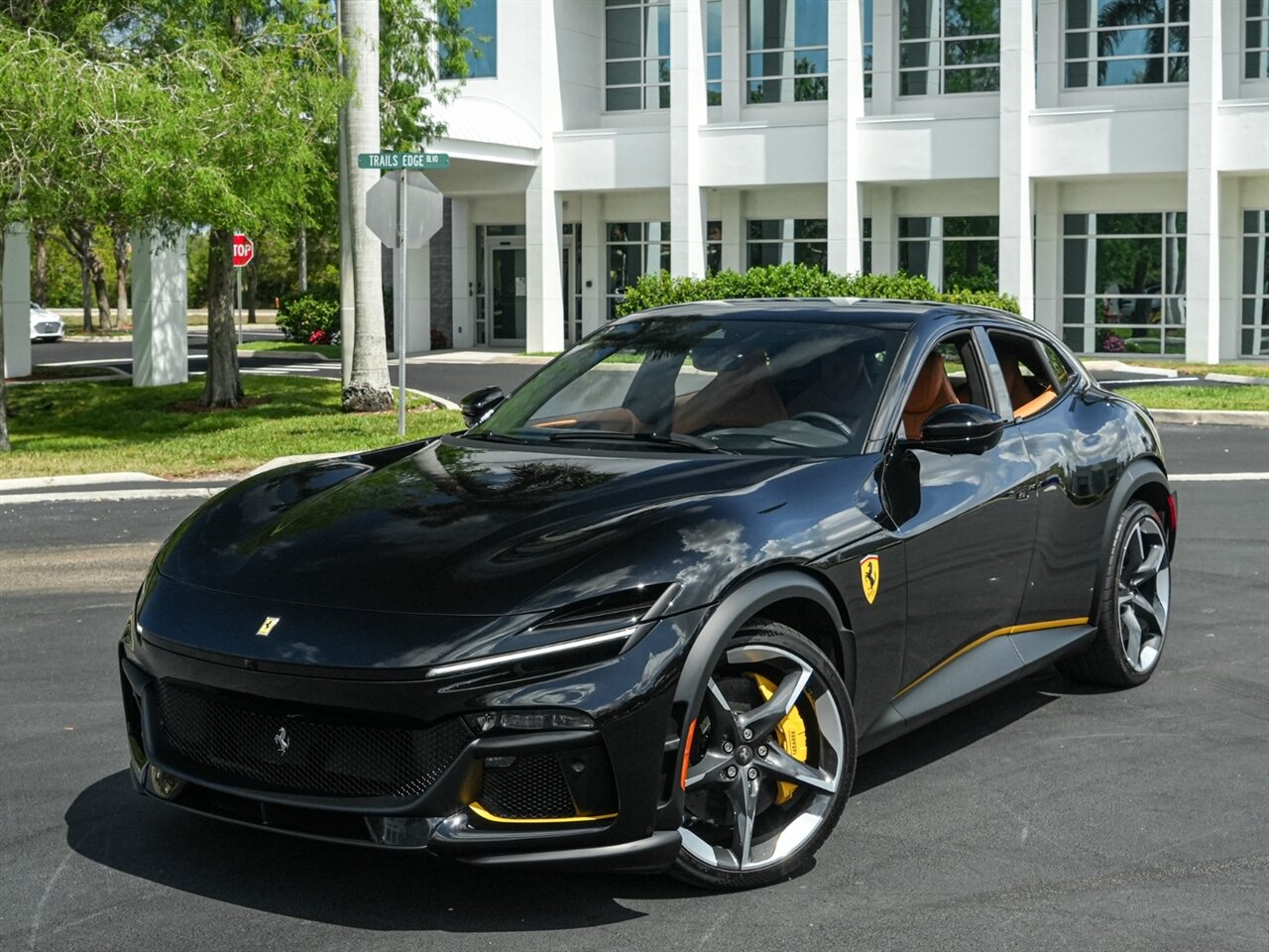 2024 Ferrari Purosangue   - Photo 8 - Bonita Springs, FL 34134