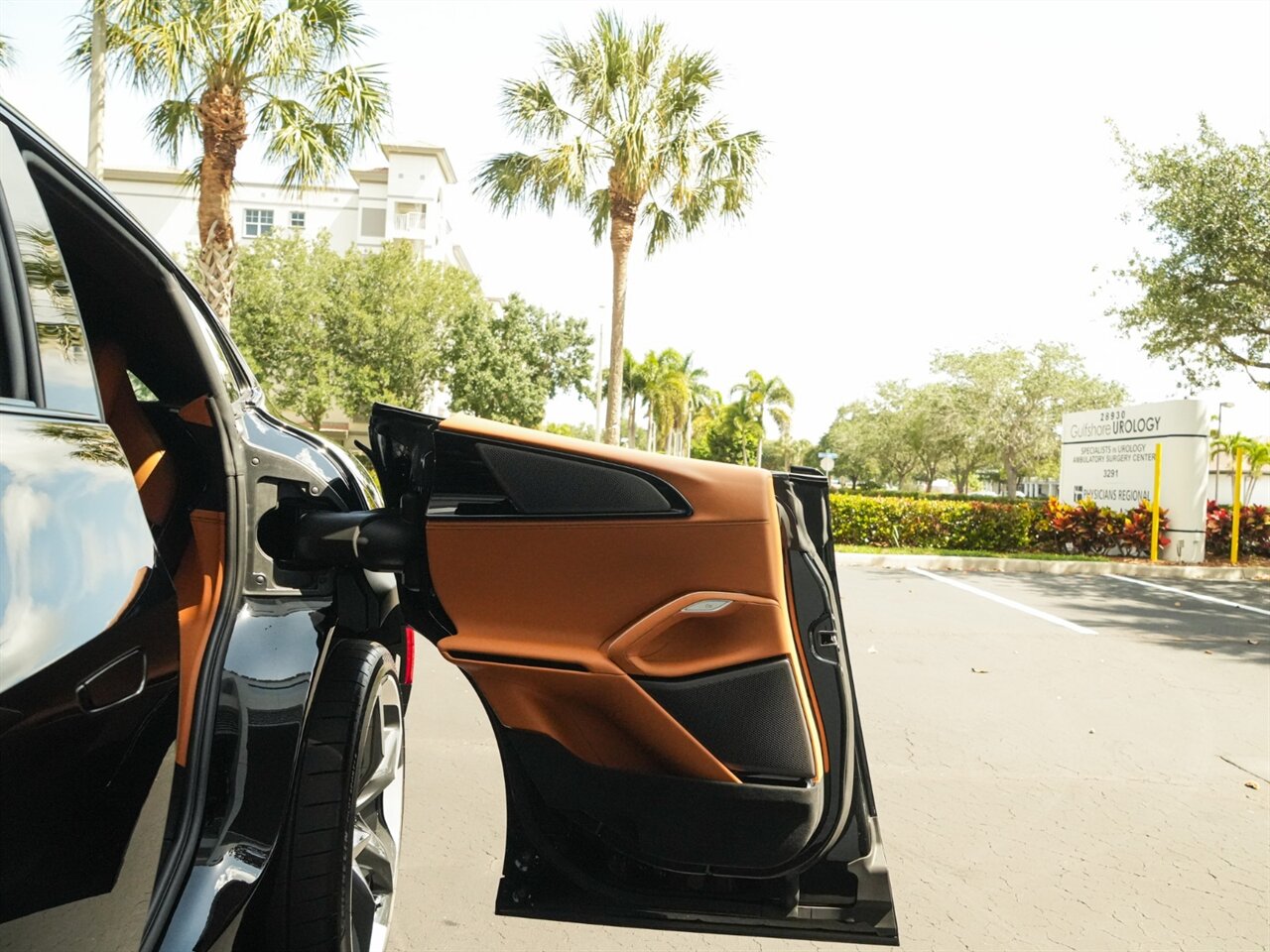 2024 Ferrari Purosangue   - Photo 37 - Bonita Springs, FL 34134
