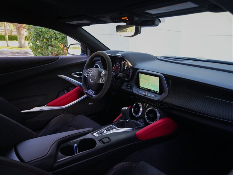 2023 Chevrolet Camaro ZL1   - Photo 30 - Bonita Springs, FL 34134
