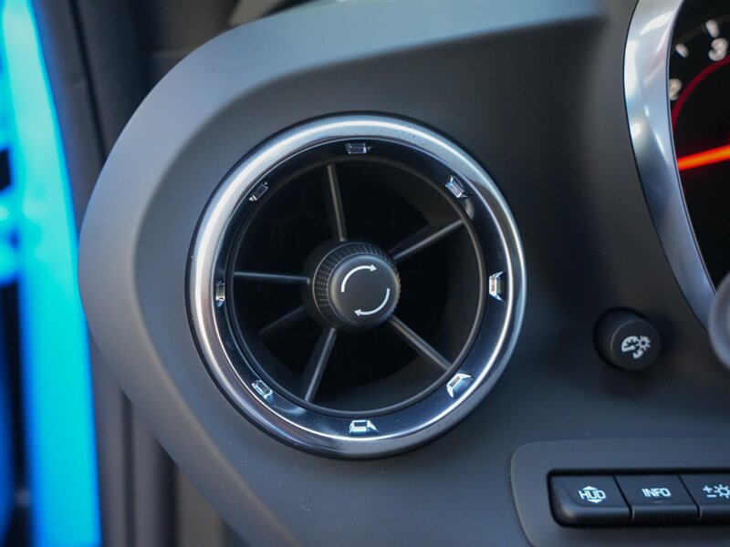 2023 Chevrolet Camaro ZL1   - Photo 21 - Bonita Springs, FL 34134
