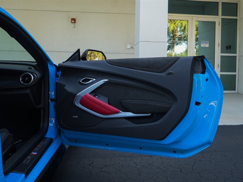 2023 Chevrolet Camaro ZL1   - Photo 41 - Bonita Springs, FL 34134