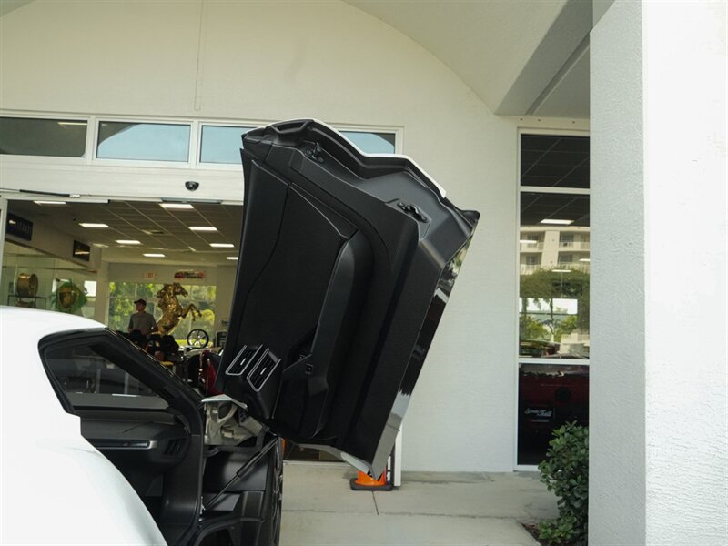 2017 Ford GT - Photo 35 - Bonita Springs, FL 34134