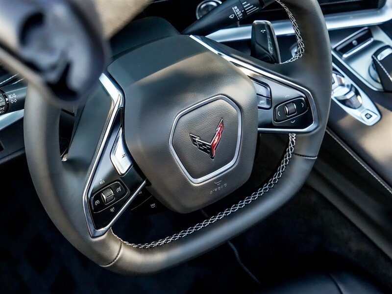 2023 Chevrolet Corvette Stingray - Photo 24 - Bonita Springs, FL 34134