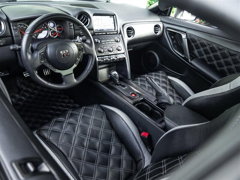 2014 Nissan GT-R Track Edition   - Photo 2 - Bonita Springs, FL 34134