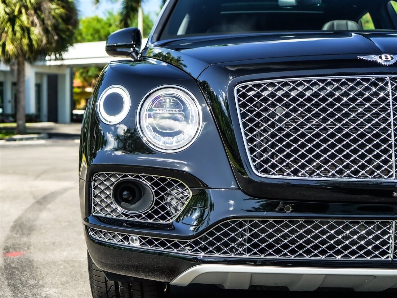 2017 Bentley Bentayga W12   - Photo 6 - Bonita Springs, FL 34134