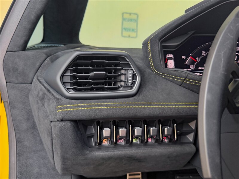 2022 Lamborghini Huracan STO - Photo 20 - Bonita Springs, FL 34134