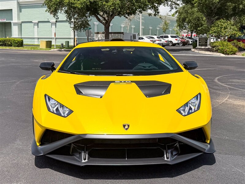 2022 Lamborghini Huracan STO - Photo 7 - Bonita Springs, FL 34134