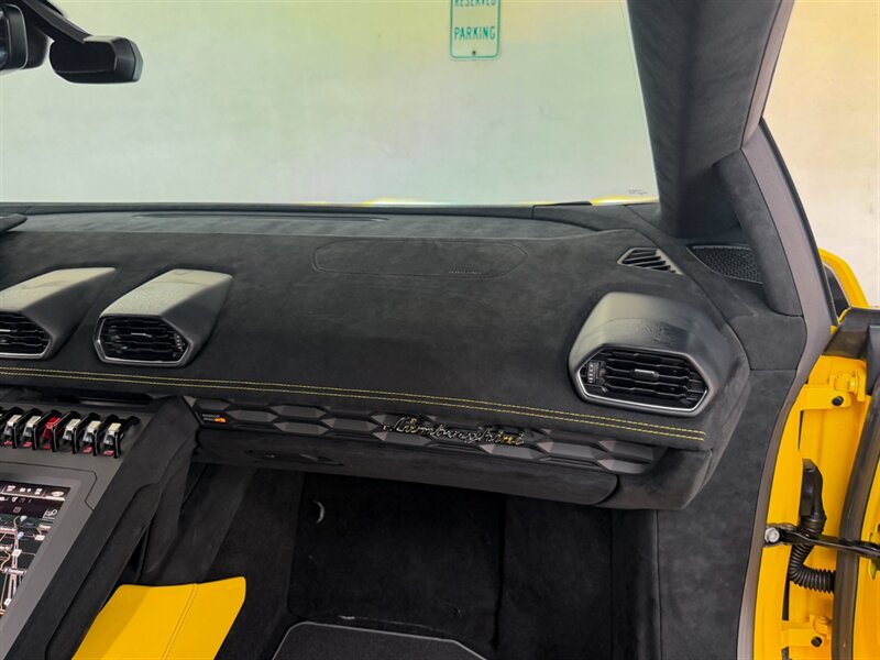 2022 Lamborghini Huracan STO - Photo 33 - Bonita Springs, FL 34134