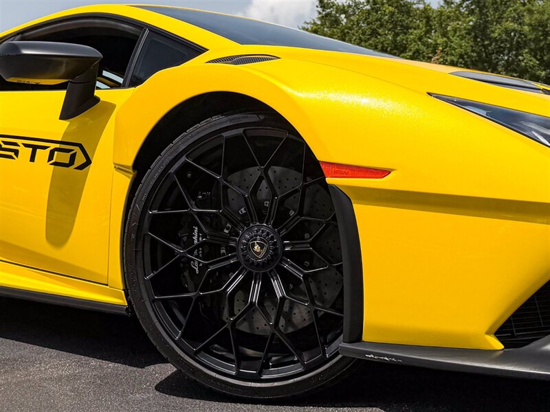 2022 Lamborghini Huracan STO - Photo 63 - Bonita Springs, FL 34134
