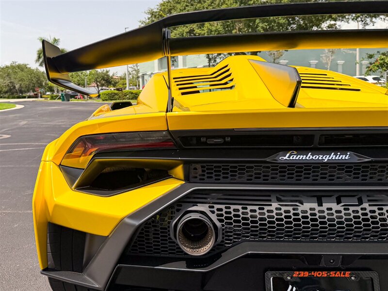 2022 Lamborghini Huracan STO - Photo 46 - Bonita Springs, FL 34134