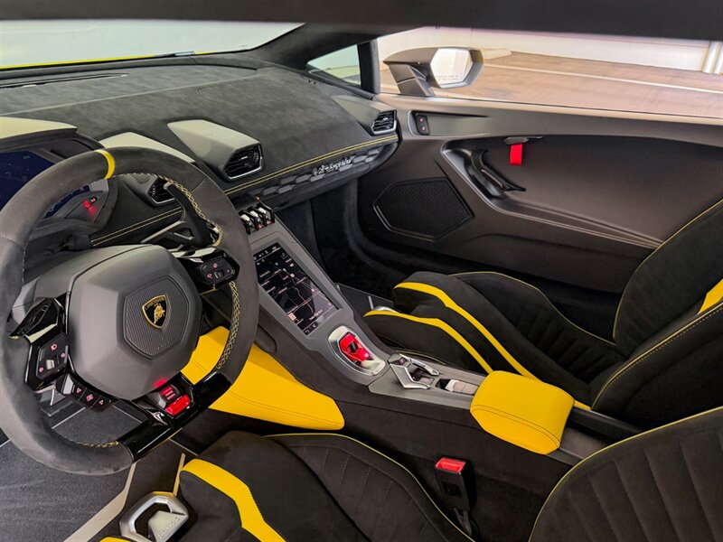 2022 Lamborghini Huracan STO - Photo 15 - Bonita Springs, FL 34134