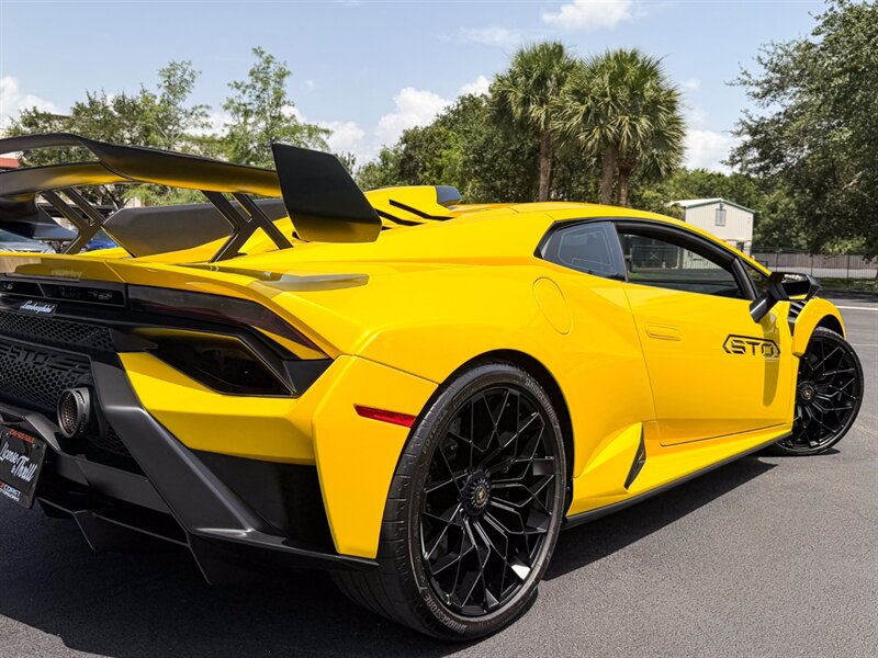 2022 Lamborghini Huracan STO - Photo 53 - Bonita Springs, FL 34134