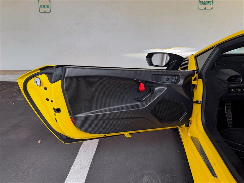 2022 Lamborghini Huracan STO - Photo 24 - Bonita Springs, FL 34134