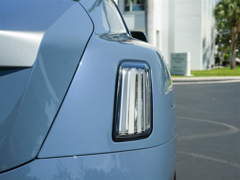 2024 Rolls-Royce Spectre   - Photo 64 - Bonita Springs, FL 34134