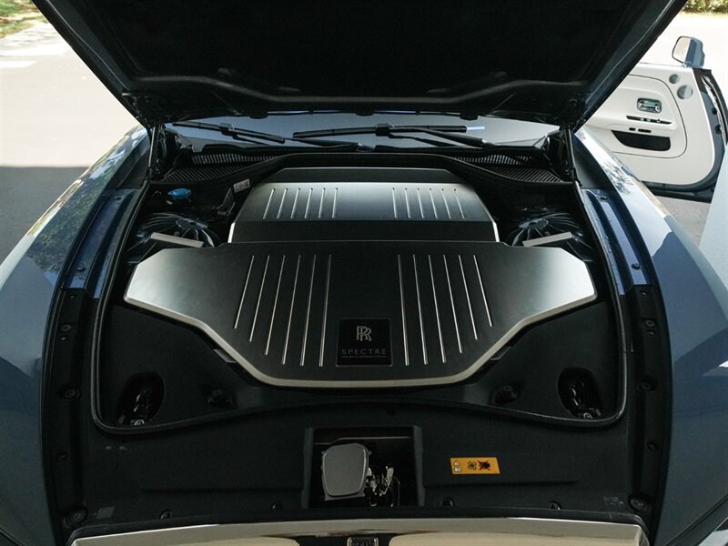 2024 Rolls-Royce Spectre   - Photo 47 - Bonita Springs, FL 34134