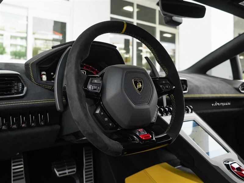 2021 Lamborghini Huracan STO - Photo 15 - Bonita Springs, FL 34134