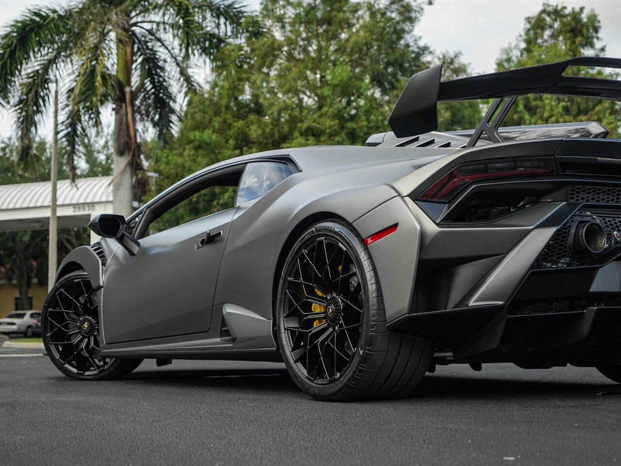 2021 Lamborghini Huracan STO   - Photo 55 - Bonita Springs, FL 34134